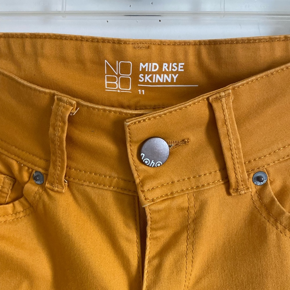 MUSTARD MID RISE SKINNY PANTS - Picture 3 of 9